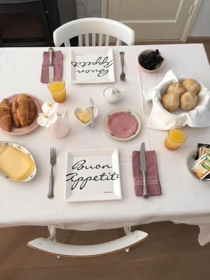 Bed & Breakfast Jo Amsterdam Diemen Экстерьер фото